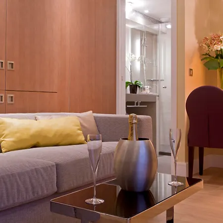 Sonder L'edmond Parc Monceau Hotel 4*