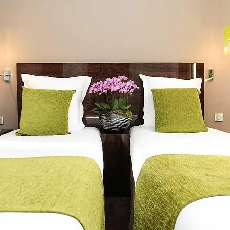 Le Rocroy 4* Paris