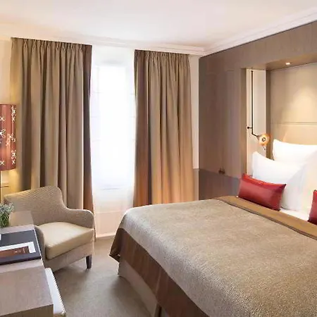 Saxe Eiffel 4* Paris