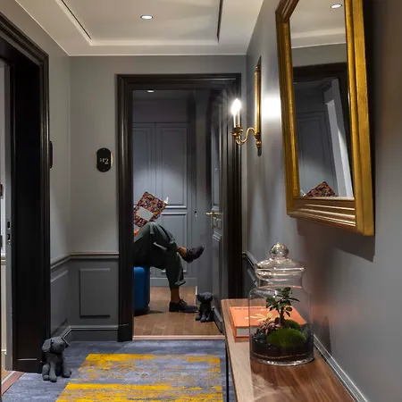 Отель Victoria Palace 4*