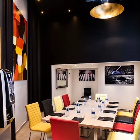 Hotel Montparnasse Saint Germain 3*