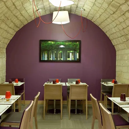 Mercure Notre Dame Saint Germain Des Prés Hotel 4*