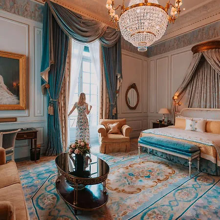 Ξενοδοχείο Shangri-la 5*