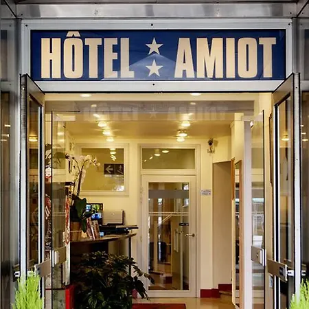 Amiot パリ