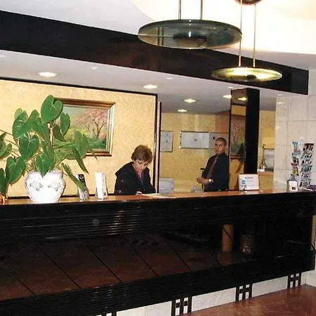 Opera Lafayette Hotel 3*