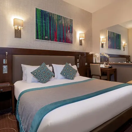 Hotel Elysees Ceramic 3*