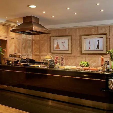 Meliá Vendôme Hotel 4*