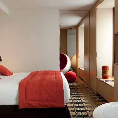 Hotel Golden Tulip Opera De Noailles 4*