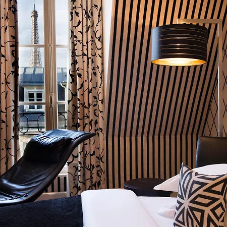 Ares Eiffel Paris