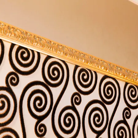 Ares Eiffel Hotel
