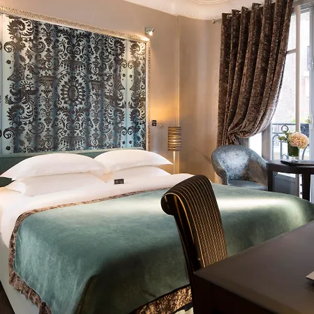 Ares Eiffel Hotel