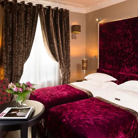 Ares Eiffel Hotel