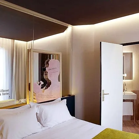 Gaston Hotel Parijs