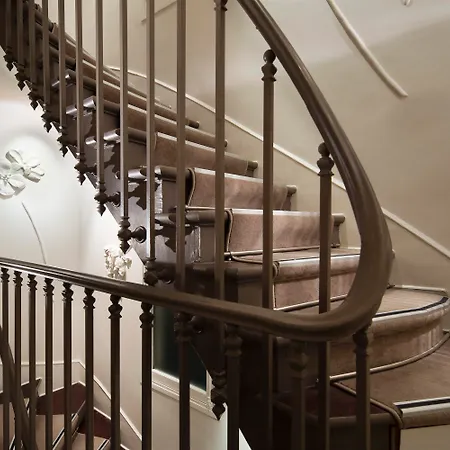 Hotel Ares Eiffel París