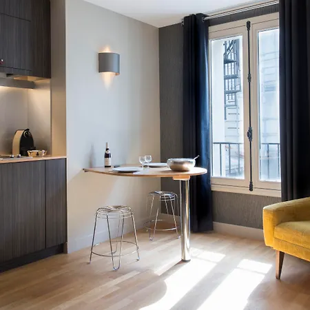 Helzear Champs-elysees Hotel 4*