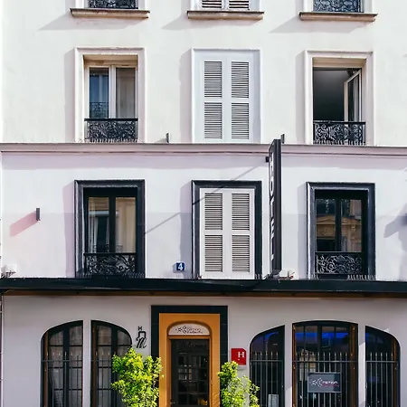 Nation Montmartre Hotel