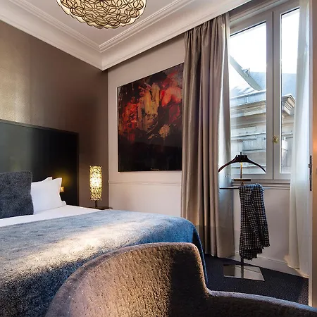Lumen Louvre 4* Paris