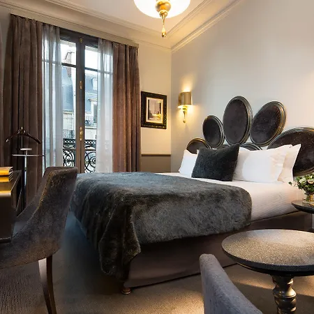 Lumen Louvre Otel