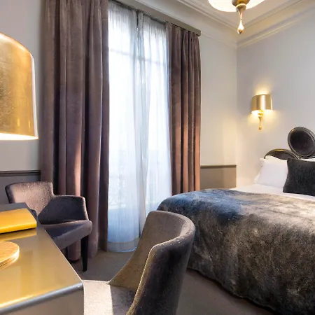 Lumen Louvre Hotel