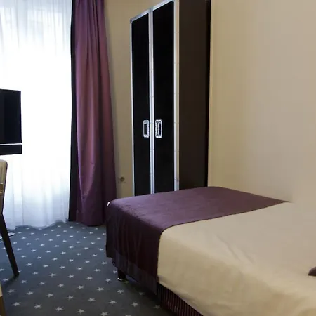 Du Triangle D'or Hotell