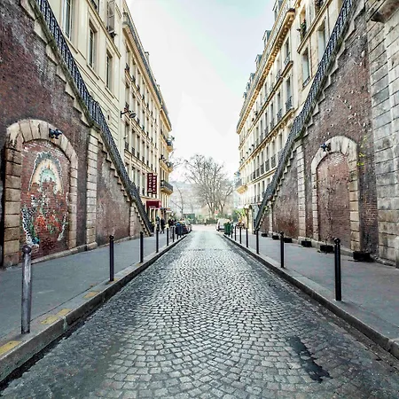 Otel Ibis Styles Cadet Lafayette Paris