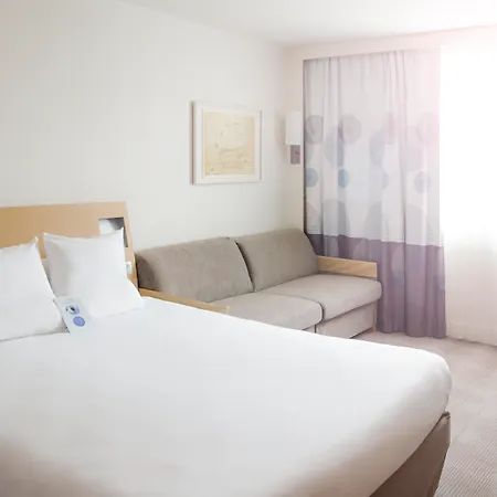 Hotel Novotel Centre Gare Montparnasse 4*