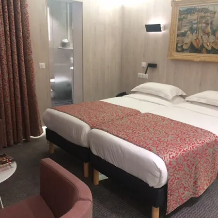 Hotel Cambon Paříž