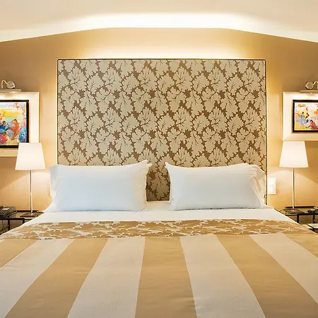 Cambon Hotel