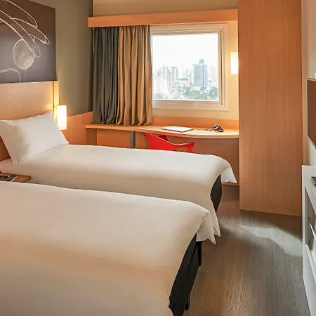 Hotel Ibis Montmartre Sacre-coeur Paříž