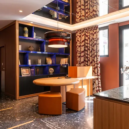 Yllen Eiffel Hotel 4*