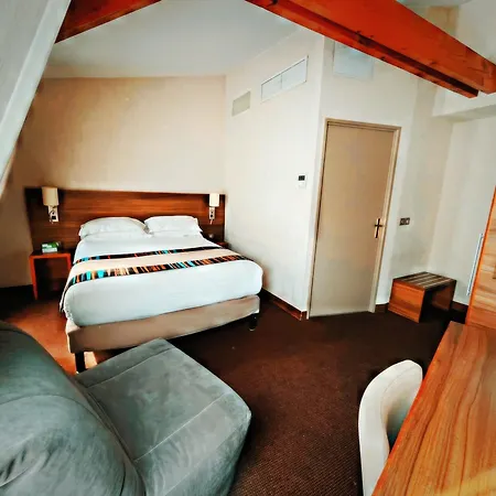 Montmartre By Ihg Hotel 4*