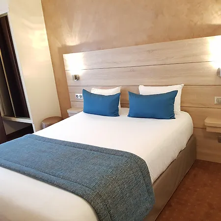 Hotel Champerret Elysees 3*