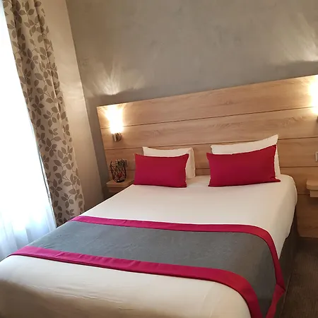 Champerret Elysees 3*