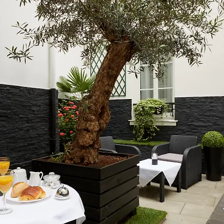 Le Twelve 3* Paris