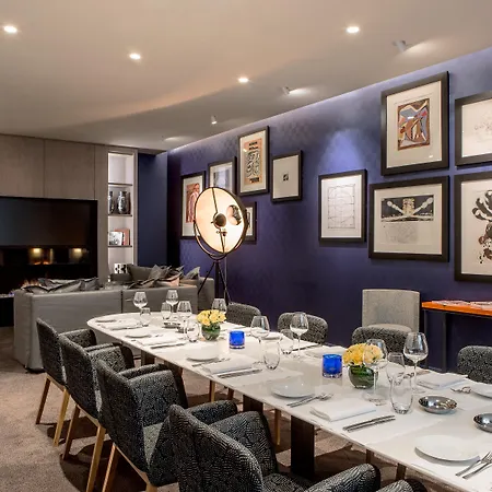 Hotel Sofitel Arc De Triomphe 5*