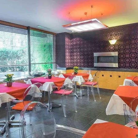 Hotel Nude - Color Vision 4*