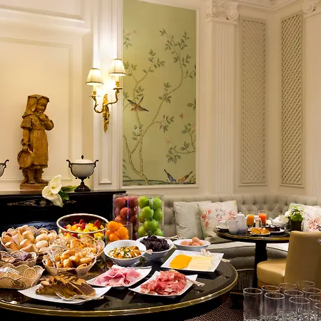 San Regis Paris