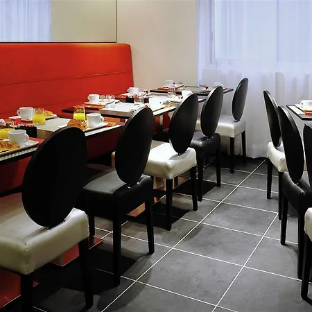 Otel Mercure Tour Eiffel Pont Mirabeau 4*