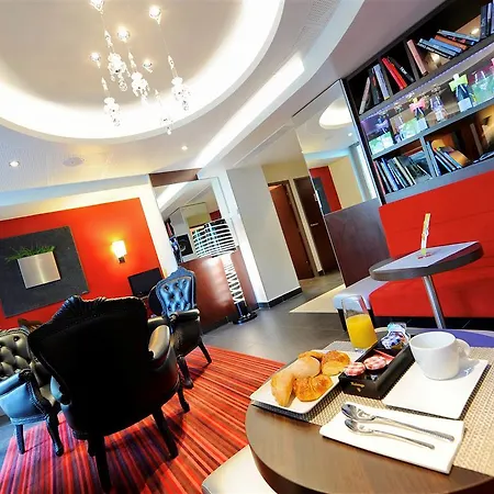 Otel Mercure Tour Eiffel Pont Mirabeau 4*