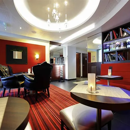 Otel Mercure Tour Eiffel Pont Mirabeau Paris