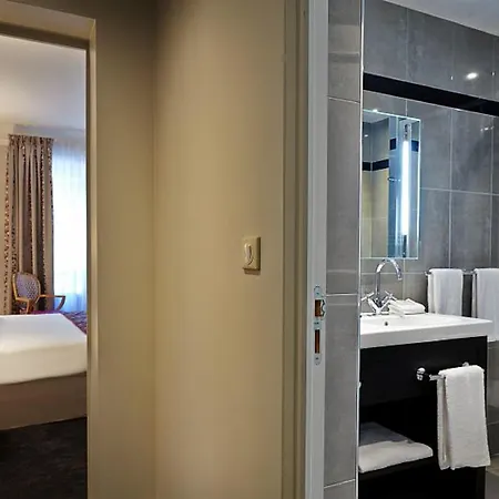 Royal Champs Elysees 4*