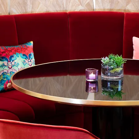 Hotel Victor Hugo Kleber 4*