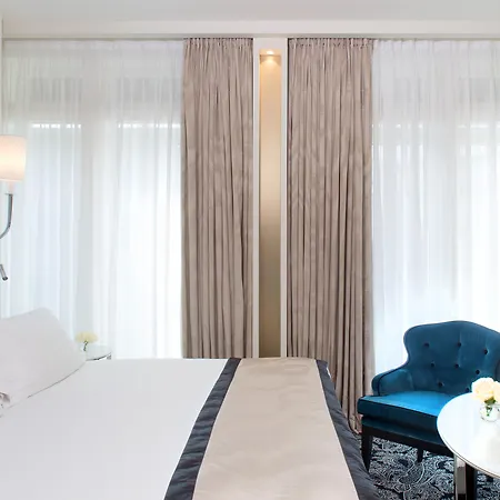 La Haussmann Hotel 4*