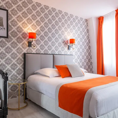 Riviera Elysees Hotel