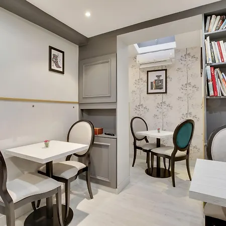 Hotel Riviera Elysees Paris