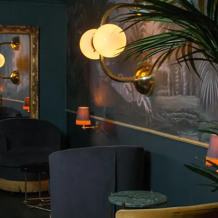 Snob Hotel 4*