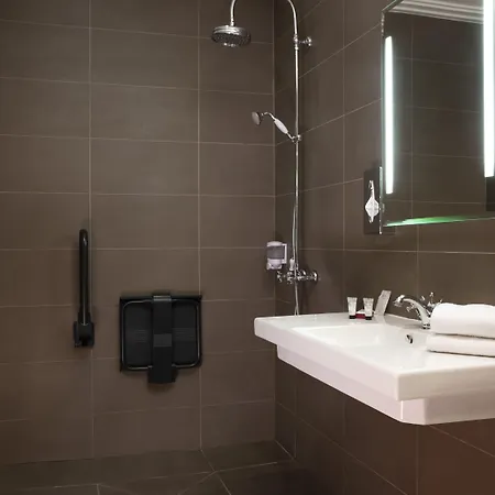 Elysees Hotel 3*