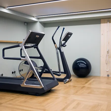 Hotell National Des Arts Et Metiers 4*