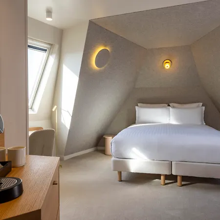 Beige Hotel Paris