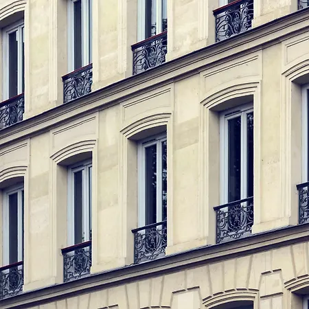 Mercure Pigalle Sacre Coeur 4* Párizs